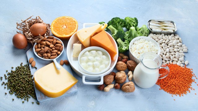 bai-viet/goi-y-10-thuc-pham-giau-canxi-cho-be-cha-me-khong-the-bo-qua.html