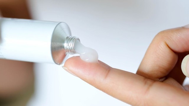 bai-viet/thuoc-corticoid-boi-ngoai-da-loi-ich-va-huong-dan-su-dung-an-toan.html