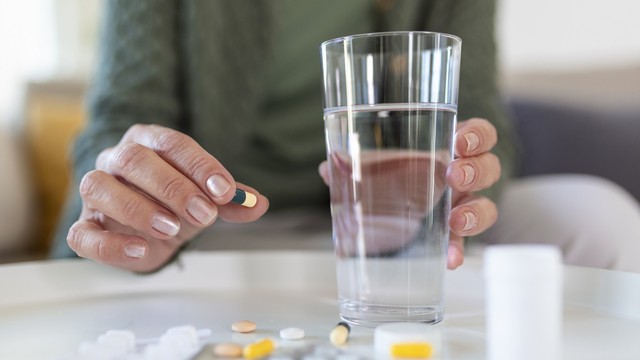 bai-viet/thuoc-ha-huyet-ap-la-gi-co-nhung-nhom-thuoc-ha-huyet-ap-pho-bien-nao.html