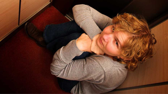 bai-viet/claustrophobia-la-gi-bieu-hien-tac-hai-va-phuong-phap-dieu-tri.html