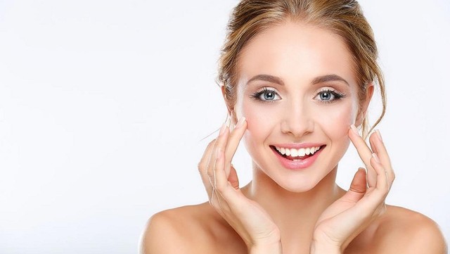 bai-viet/tong-hop-4-vien-uong-dep-da-mong-toc-chi-em-khong-the-bo-qua.html