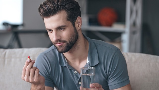 bai-viet/tong-hop-5-loai-vitamin-tong-hop-cho-nam-gioi-duoc-ua-chuong.html