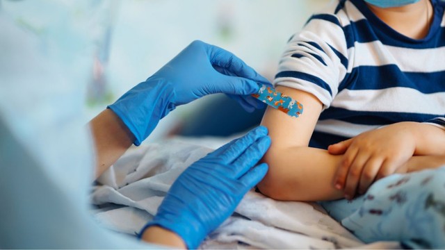 bai-viet/tre-2-tuoi-tiem-phong-dai-co-anh-huong-gi-khong.html