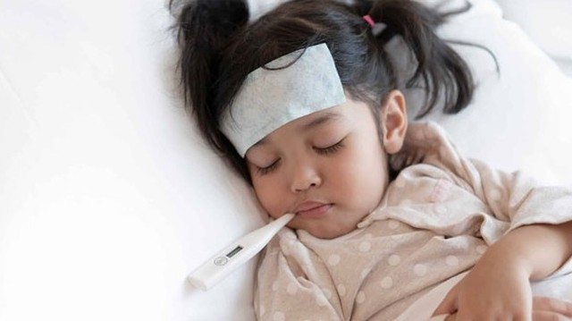 bai-viet/tre-bi-viem-amidan-sot-may-ngay-va-cach-ha-sot-hieu-qua.html