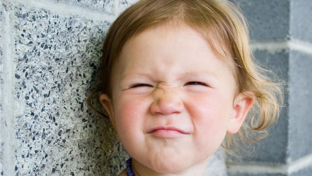 bai-viet/tre-em-2-tuoi-bi-nhay-mat-lien-tuc-nguyen-nhan-va-cach-khac-phuc.html