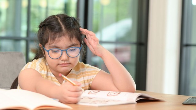 bai-viet/tre-em-bi-can-thi-co-chua-duoc-khong-cach-kiem-soat-can-thi-o-tre.html