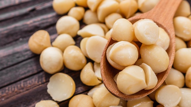 bai-viet/tre-em-co-an-duoc-hat-macca-khong-nen-cho-tre-an-khi-nao.html