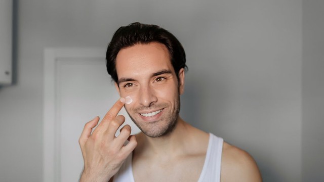 bai-viet/tre-hoa-lan-da-cho-nam-thuc-hien-nhu-the-nao-la-dung-cach.html