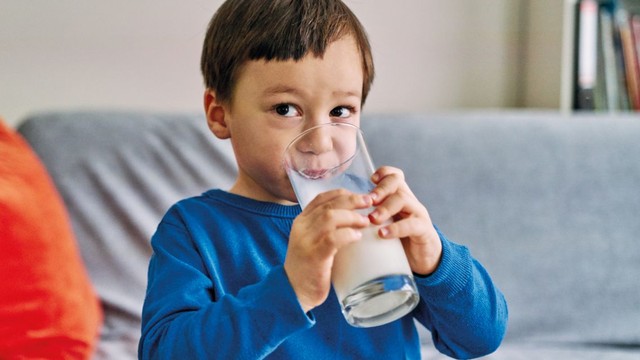 bai-viet/tre-tren-3-tuoi-co-nen-uong-sua-cong-thuc-khong.html