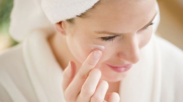 bai-viet/tretinoin-la-gi-va-cach-dung-tretinoin-nhu-the-nao-73050.html