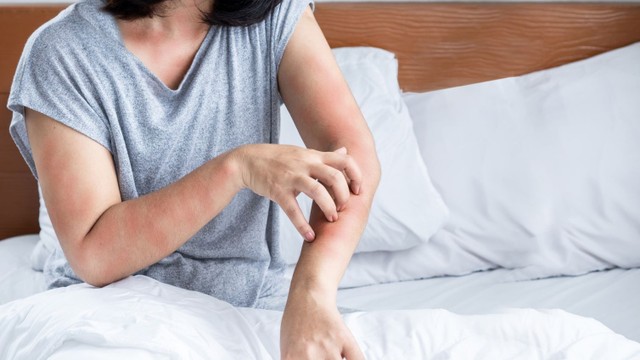 bai-viet/cac-trieu-chung-di-ung-thuong-gap-va-cach-xu-ly.html