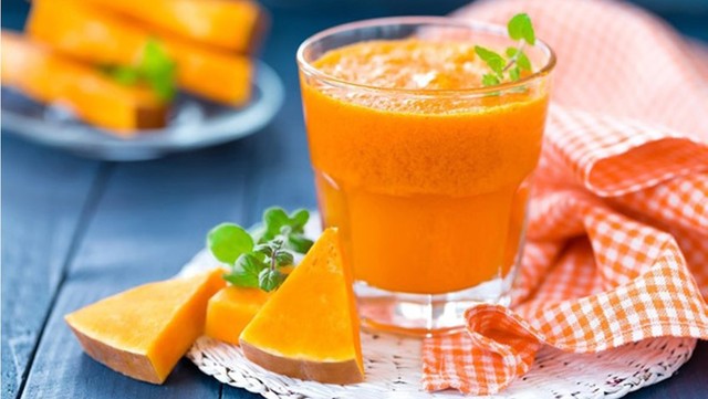 bai-viet/uong-nuoc-nay-moi-sang-co-the-giup-ban-chong-lai-lao-hoa-da-khong.html