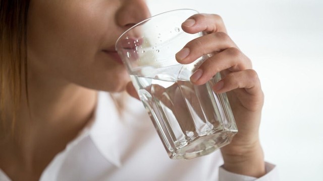 bai-viet/uong-nuoc-nhu-the-nao-de-toi-uu-hoa-viec-giam-axit-uric.html