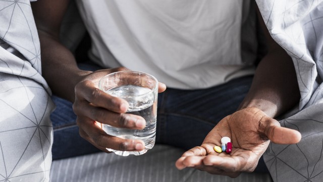 bai-viet/uong-thuoc-an-than-qua-lieu-nguy-co-va-cach-xu-ly.html