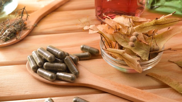 bai-viet/uong-thuoc-dong-y-va-tay-y-cung-luc-co-sao-khong-61583.html