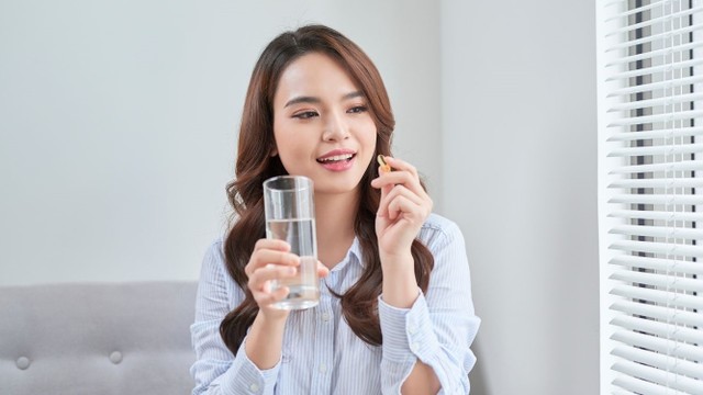 bai-viet/uong-vitamin-e-co-bi-mat-ngu-khong-huong-dan-uong-vitamin-e-dung-cach.html