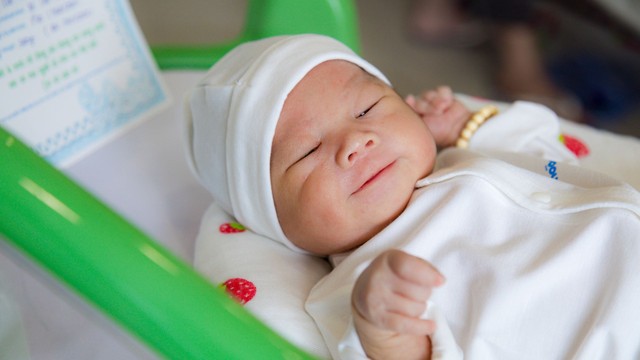 bai-viet/vang-da-sinh-ly-o-tre-so-sinh-la-gi-khi-nao-can-lo-lang.html