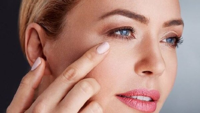 bai-viet/vaseline-duong-moi-co-boi-mat-duoc-khong-can-luu-y-nhung-gi-khi-su-dung.html