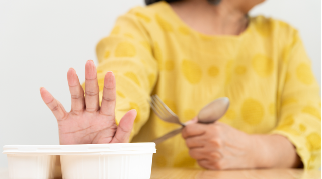 bai-viet/vi-sao-lai-mat-cam-giac-them-an-khi-o-noi-nang-nong.html