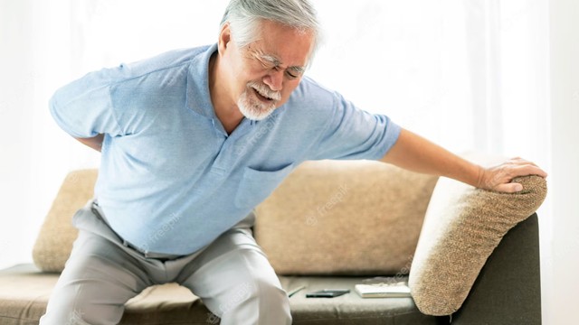 bai-viet/vi-sao-ngoi-xuong-dung-day-bi-dau-lung.html