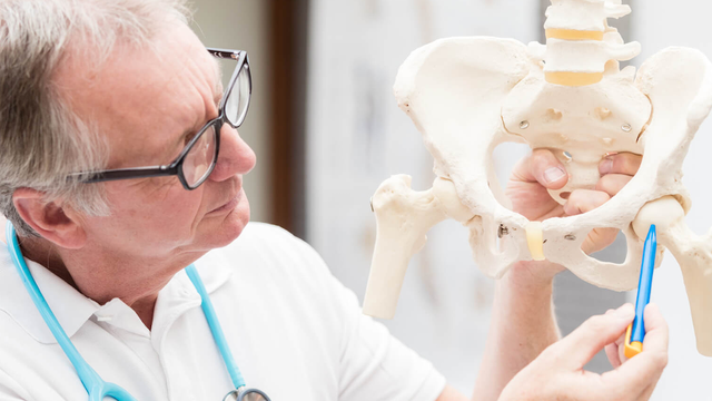 bai-viet/viem-khop-hang-tre-em-nguyen-nhan-trieu-chung-cach-dieu-tri-52151.html