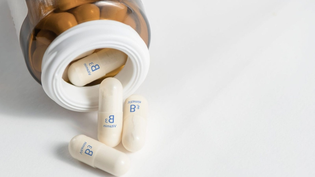 bai-viet/vitamin-b3-niacin-co-the-cai-thien-hang-rao-bao-ve-da-nhu-the-nao.html
