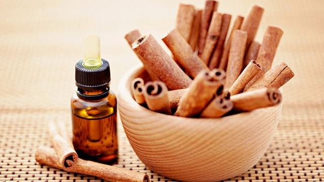 bai-viet/xong-tinh-dau-que-co-tac-dung-gi-doi-voi-suc-khoe-72589.html