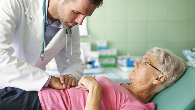 bai-viet/xuat-huyet-da-day-co-phai-mo-khong-khi-nao-can-phai-mo-xuat-huyet-da-day.html