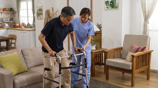 bai-viet/hoi-chung-yeu-liet-nua-nguoi-nguyen-nhan-trieu-chung-va-cach-dieu-tri.html