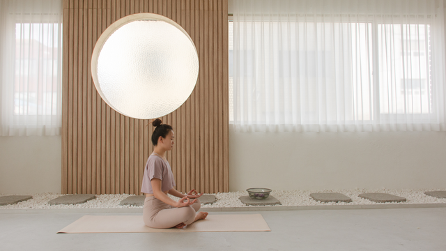 bai-viet/yoga-la-gi-cac-loai-yoga-pho-bien-va-cong-dung-khi-tap-yoga.html