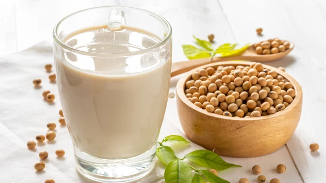 bai-viet/10-loai-thuc-pham-chay-cung-cap-canxi-hang-dau.html