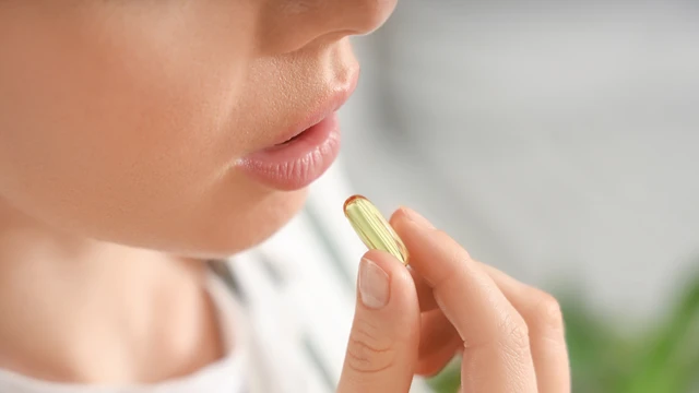 bai-viet/16-tuoi-uong-vitamin-e-duoc-khong-can-luu-y-gi-khi-bo-sung.html