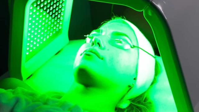 bai-viet/cong-nghe-chieu-anh-sang-xanh-la-co-tac-dung-gi-trong-dieu-tri-da-lieu.html