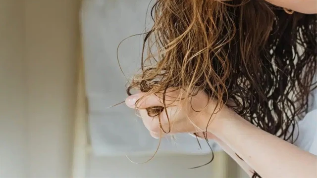 bai-viet/5-cach-dung-tra-xanh-giam-rung-toc-kich-thich-moc-toc.html