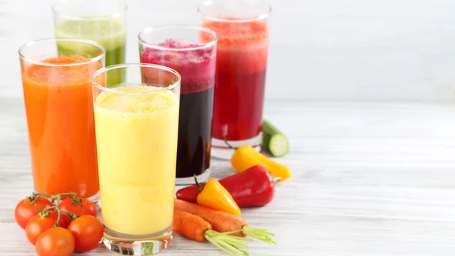 bai-viet/5-sai-lam-khi-uong-nuoc-ep-hoa-qua-giai-nhiet-vao-ngay-he.html