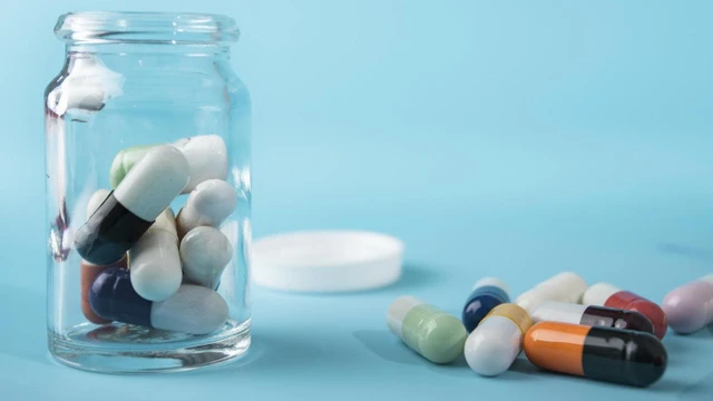 bai-viet/cac-nguy-co-tiem-an-khi-uong-thuoc-ngu-ban-khong-nen-bo-qua.html