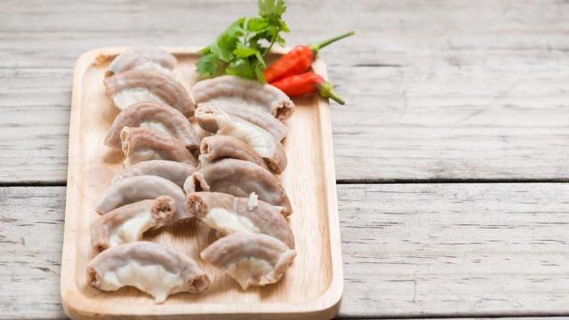 bai-viet/6-nhom-nguoi-nen-tranh-an-long-lon-keo-anh-huong-suc-khoe.html