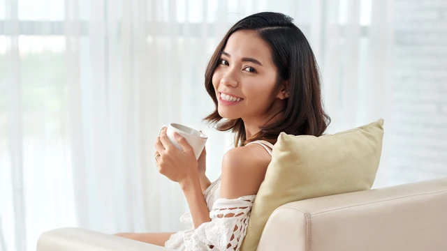 bai-viet/6-nhom-phu-nu-duoc-khuyen-cao-khong-nen-uong-bo-sung-collagen.html