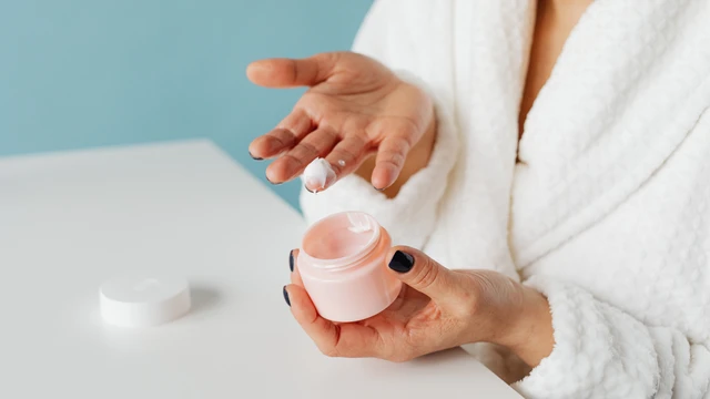 bai-viet/8-sai-lam-skincare-mua-nang-nong-ban-co-dang-mac-phai.html