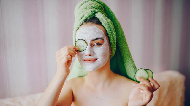 bai-viet/co-nen-lot-mun-dau-den-khong-goi-y-mat-na-tu-thien-nhien-hieu-qua-an-toan.html