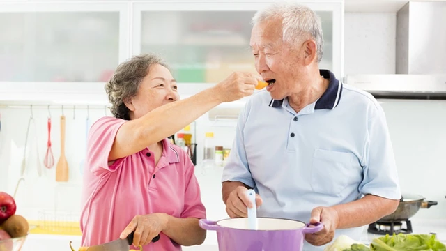 bai-viet/top-nhung-mon-an-boi-bo-suc-khoe-cho-nguoi-gia-co-the-ban-chua-biet.html