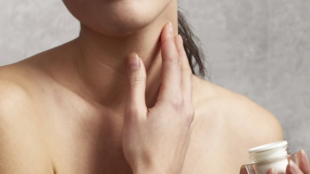 bai-viet/vung-da-co-bi-sam-den-nguyen-nhan-do-dau-cach-cai-thien-hieu-qua-tai-nha.html