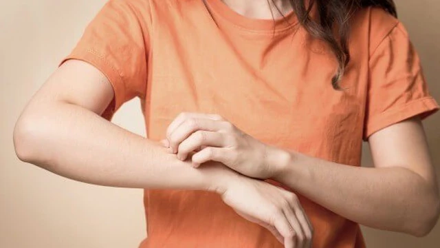 bai-viet/mac-benh-sot-xuat-huyet-co-ngua-khong-phong-chong-can-benh-nay-nhu-the-nao.html