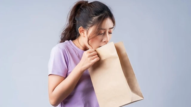 bai-viet/dung-thuoc-chong-non-cho-nguoi-bi-ung-thu-trong-truong-hop-nao.html