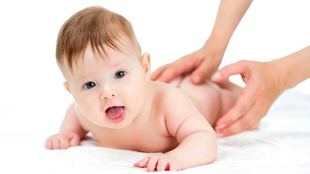 bai-viet/tre-so-sinh-bi-soi-bung-xi-hoi-nhieu-co-sao-khong-nguyen-nhan-va-cach-dieu-tri.html