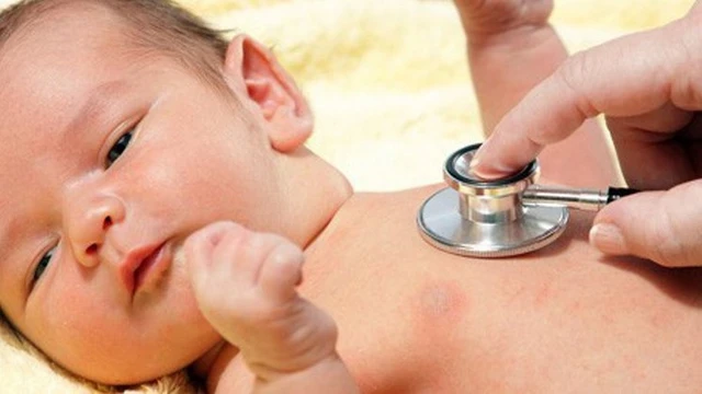 bai-viet/viem-phe-quan-o-tre-so-sinh-la-gi-nguyen-nhan-va-cach-xu-tri.html