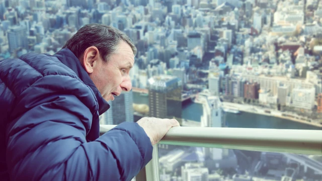 bai-viet/acrophobia-la-gi-dau-hieu-nguyen-nhan-va-phuong-phap-dieu-tri.html