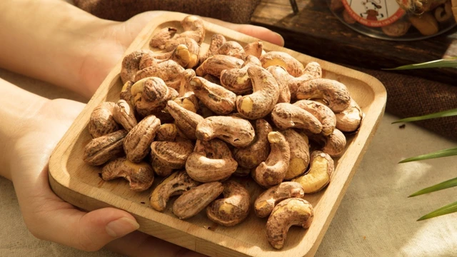 bai-viet/an-hat-dieu-rang-muoi-co-tac-dung-gi-68559.html