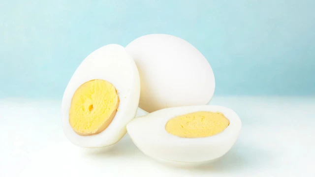 bai-viet/an-trung-luoc-buoi-sang-giam-can-hay-de-tang-can.html