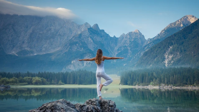 bai-viet/ananda-yoga-la-gi-loi-ich-nhan-duoc-khi-thuc-hanh-thuong-xuyen.html